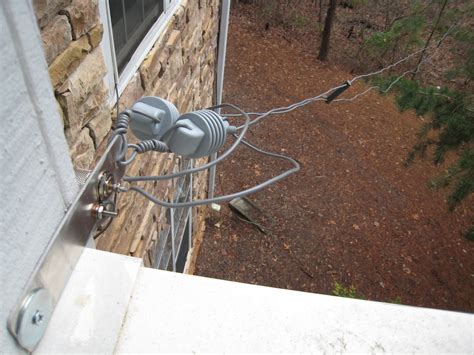 swl antenna hung on metal brackets|AlphaDelta DX.